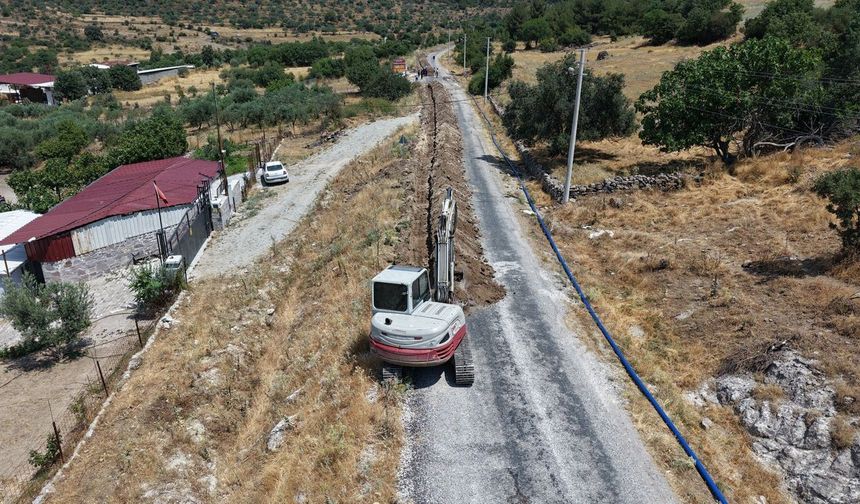 Yunusemre Karakılıçlı'da içme suyu hattı yenileniyor