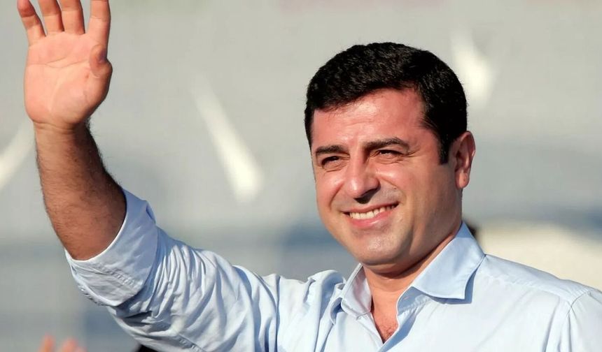 Demirtaş'tan 'çerçeve yasa' öncesi mesaj
