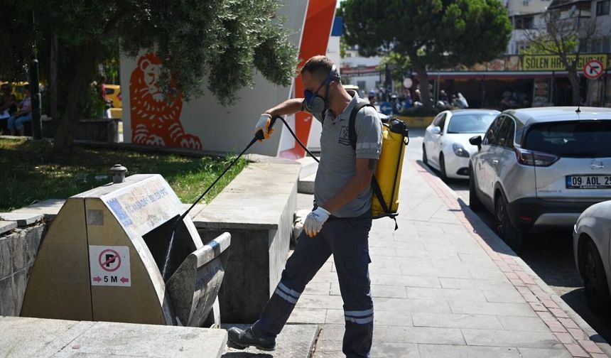 Kuşadası Belediyesi halk sağlığı için sahada