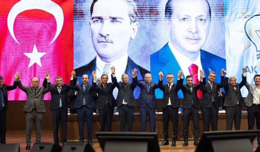 Bugün 9 belediye başkanı AK Parti'ye geçiyor!