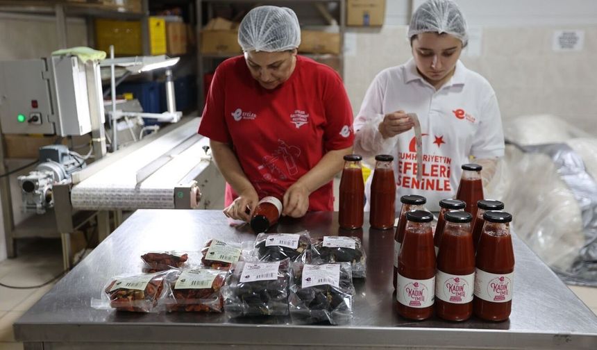 Efeler'in fabrikasında kışa hazırlık başladı
