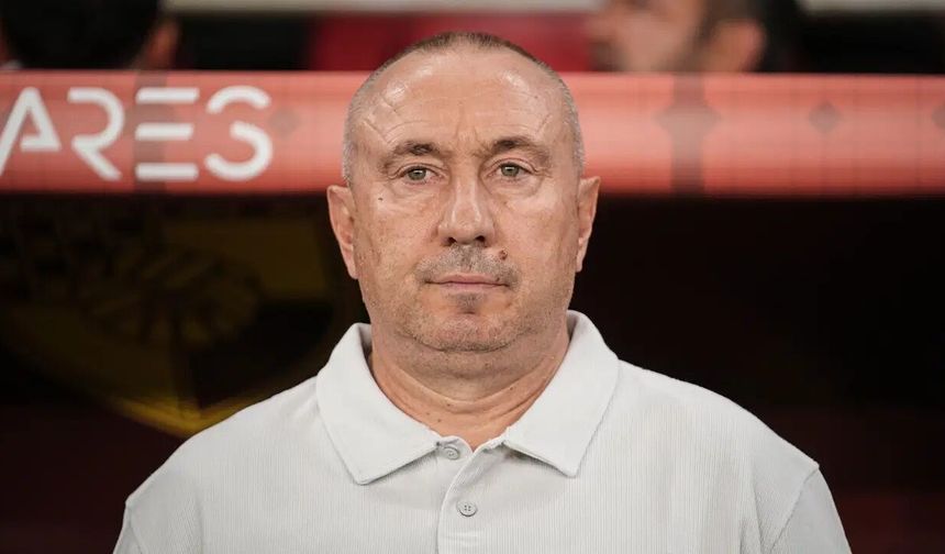 Göztepe, Stoilov'un sözleşmesini 2028'e uzattı