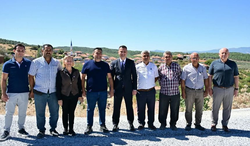 Manisa Büyükşehir'den 2 ilçenin 10 mahallesine asfalt