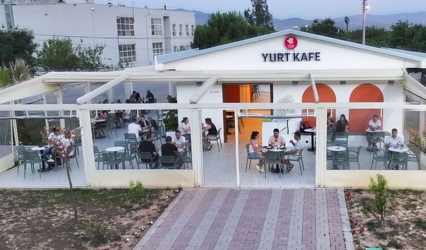 Üniversitelerin gözde mekanı Yurt Kafe'ye yoğun ilgi