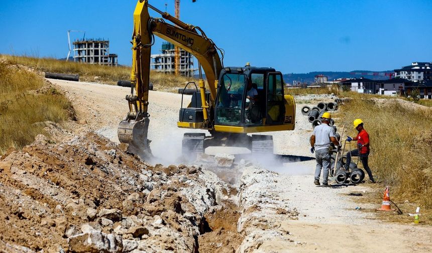 Uşak'ta altyapı çalışmaları sürüyor