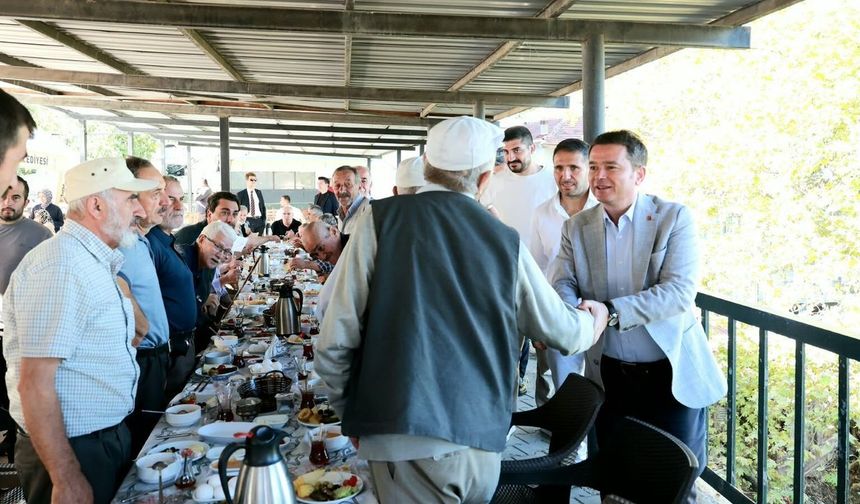 Yigitali Mahallesi'nde Başkan Aydın'a sevgi seli