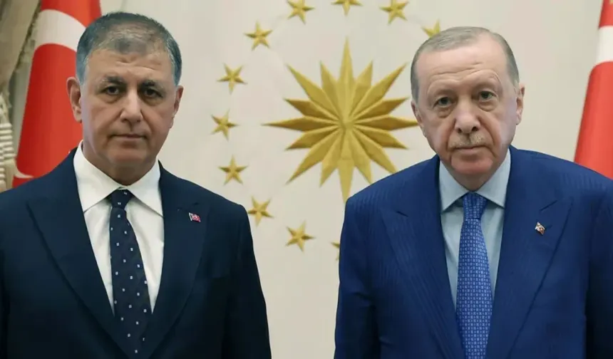 Cemil Bey AKP Genel Merkezi'ne giriş yaptı
