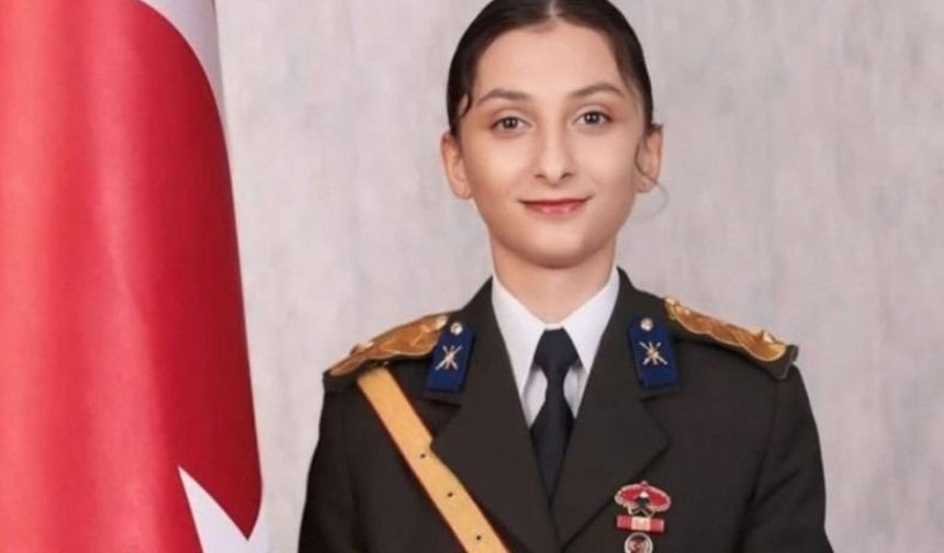 Ebru Eroğlu'nun babası işten çıkarıldı