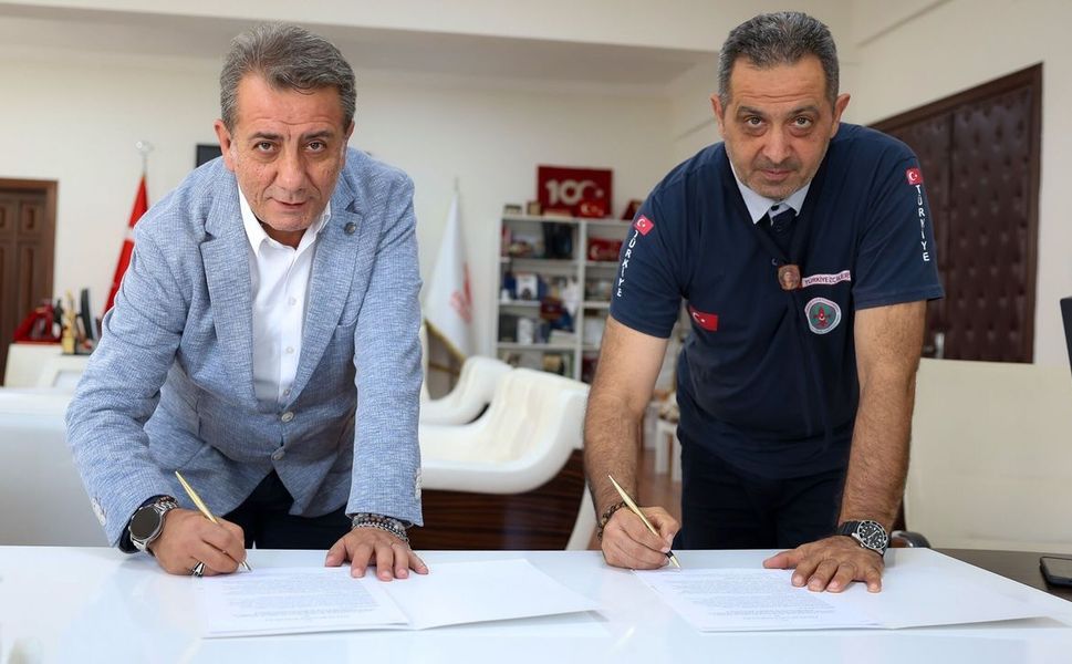 Efeler'de gençlik ve izcilik için dev iş birliği
