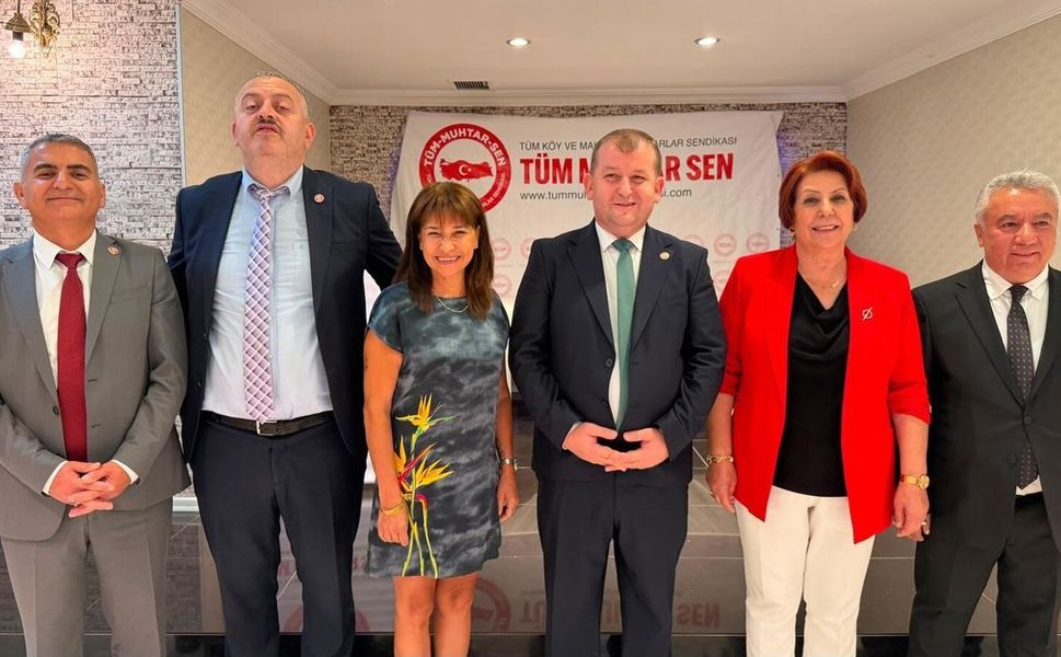 İzmir'den muhtar sendikasına güçlü temsil
