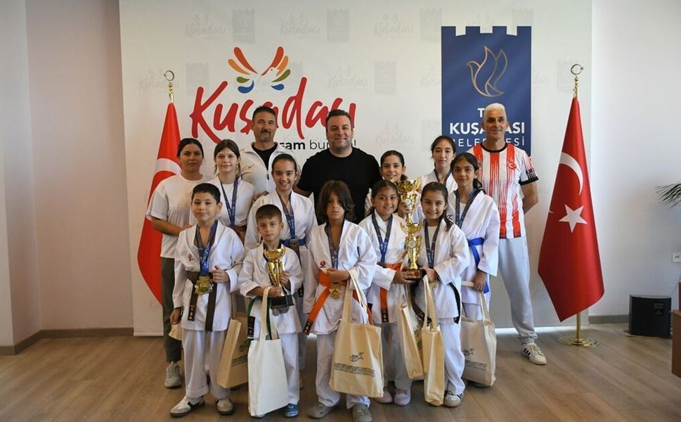 Tataminin şampiyonları Başkan Vekili Demirtaş ile buluştu