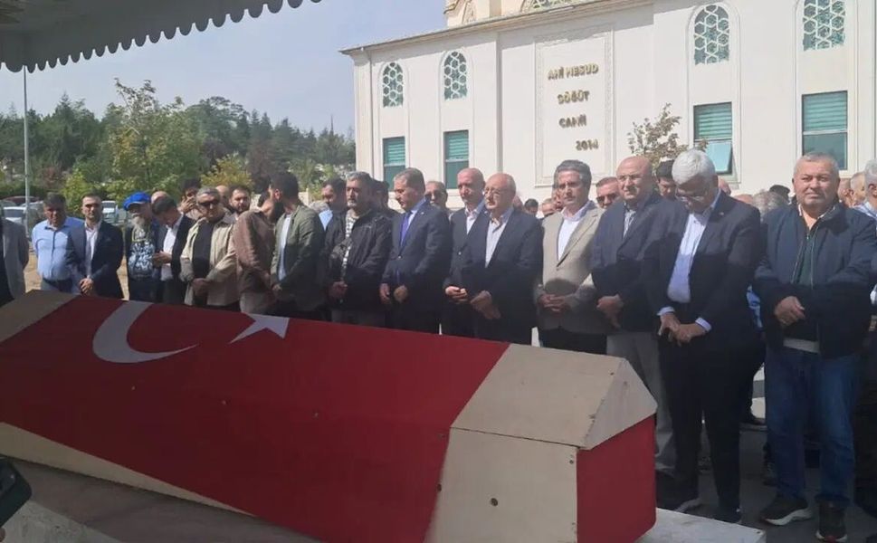 Ali Şekeroğlu son yolculuğuna uğurlandı
