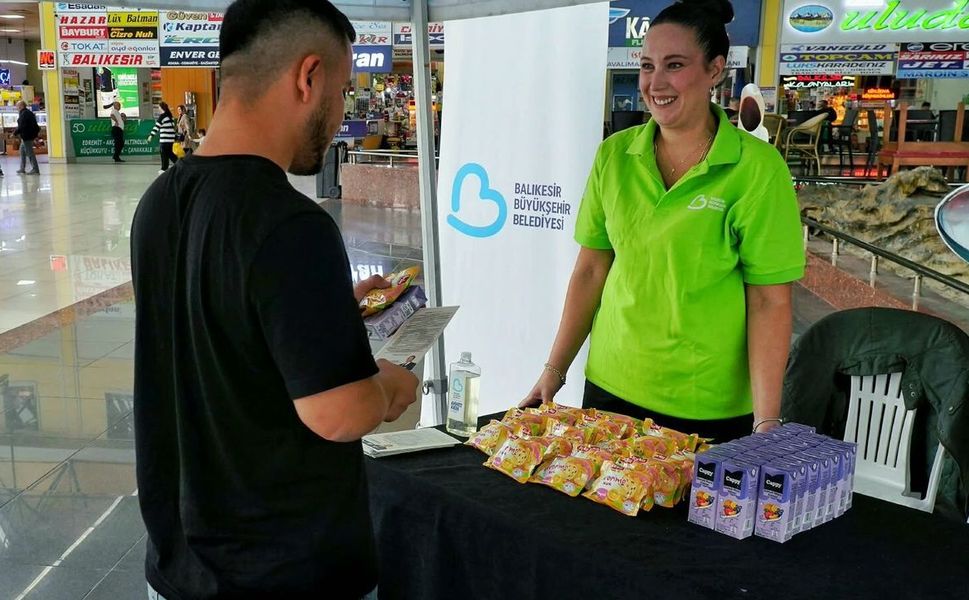 Balıkesir Belediyesi'nden Öğrencilere Sıcak Karşılama