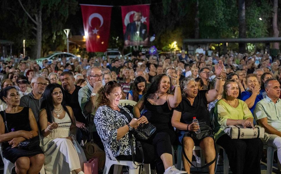 Bornova'da 9 Eylül coşkusu