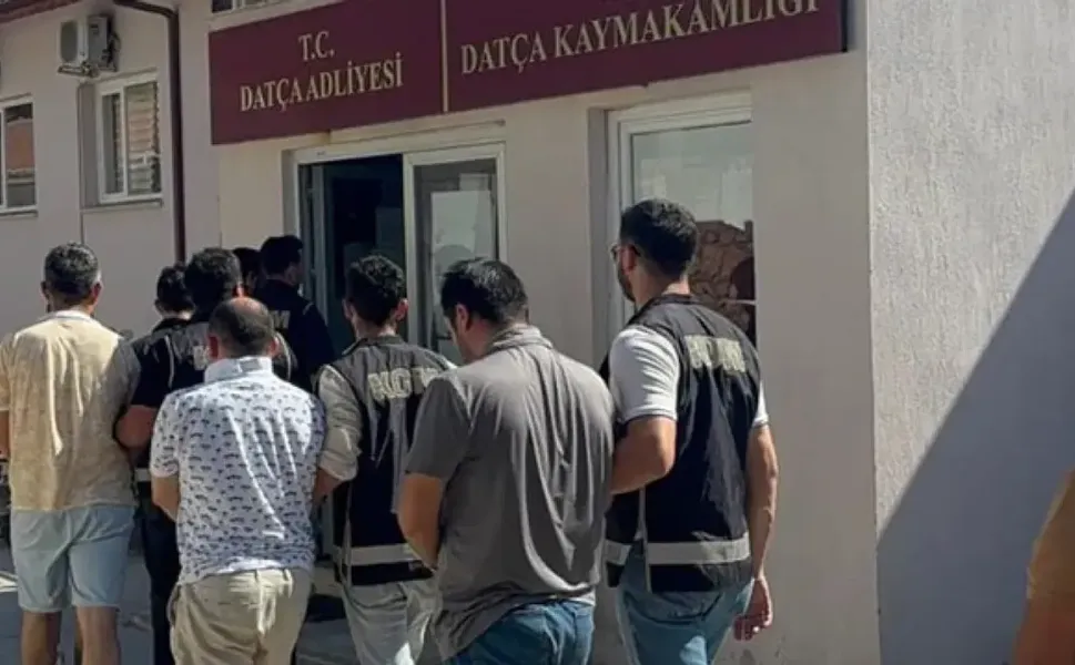 Datça açıklarında FETÖ şüphelisi yakalandı