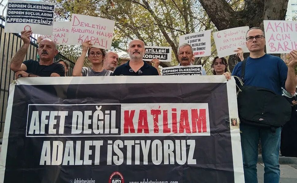 Deprem ailelerinin adalet nöbetinde 4. gün