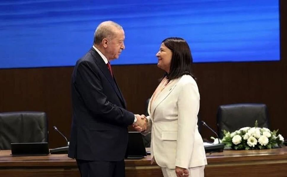 Foça'yı karıştıran iddia: Rant baskısıyla AKP'ye geçti