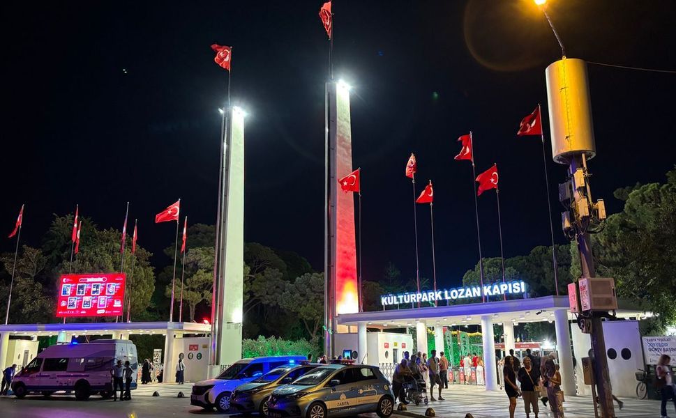 Fuar değil, tam bir 'ticari eğlence merkezi'