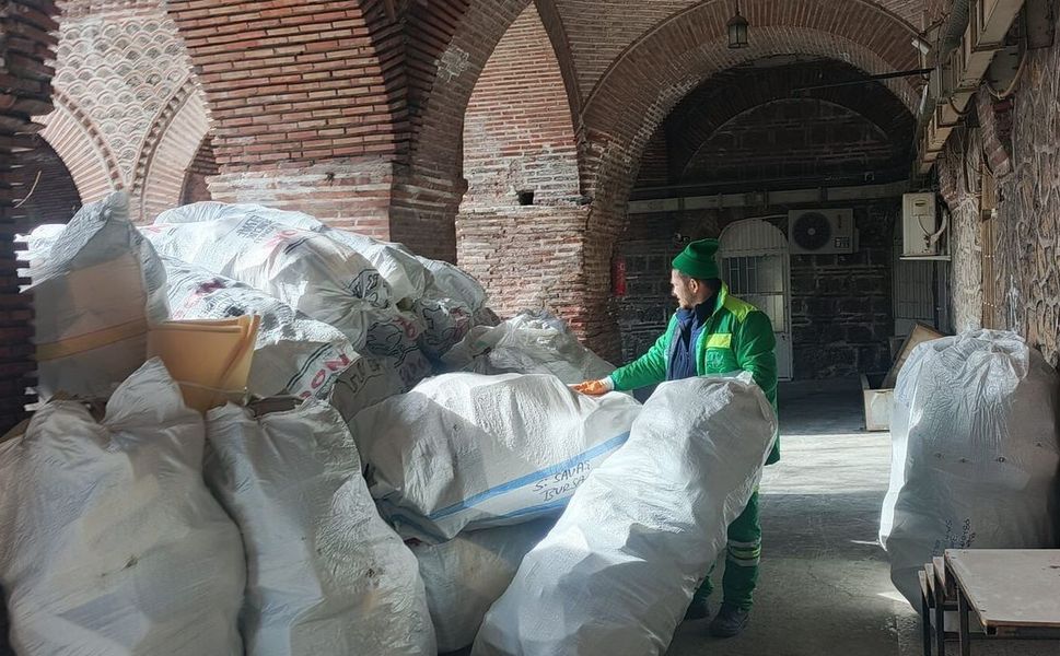Osmangazi'de Temizlik Çalışmaları Aralıksız Sürüyor