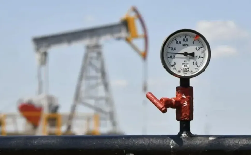 Petrol 100 dolara koşuyor! Gerilim fiyatları artırdı