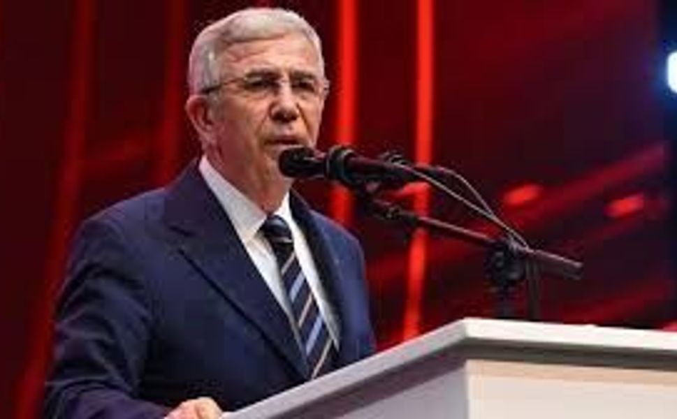 Yavaş'ın ardından ABB Meclisi'nde 30 CHP'li istifa etti