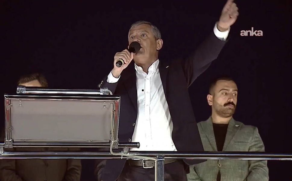 YENİ Parti Üsküdar'da meydandaydı: Özel'den sert sözler