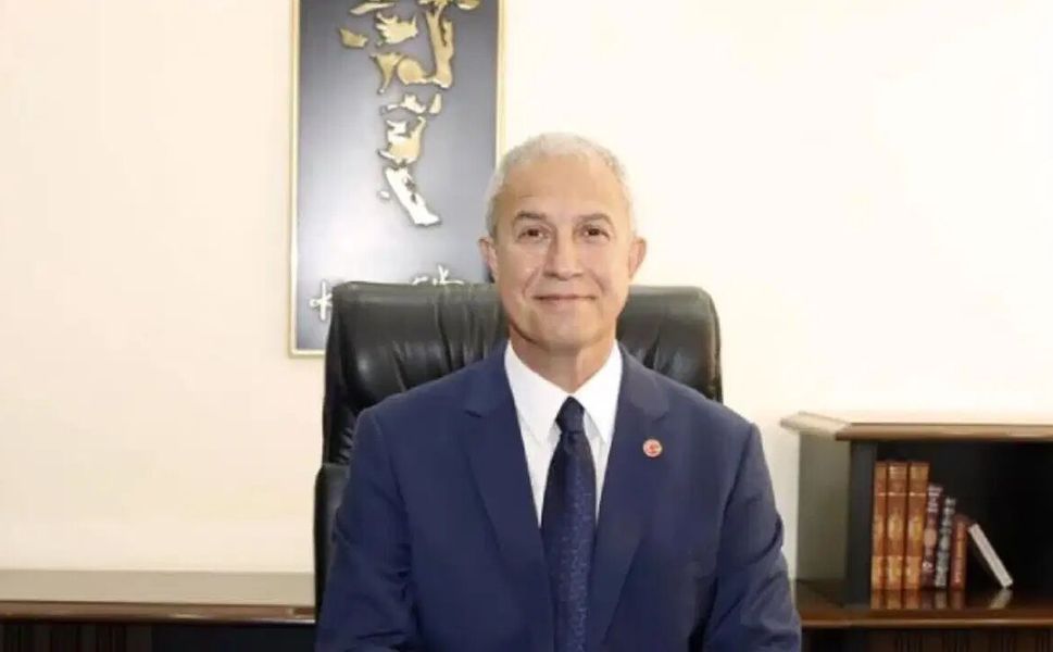 Alanya Belediye Başkanı Özçelik CHP'den istifa etti