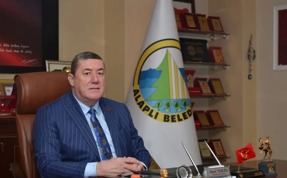 Alaplı Belediye Başkanı Nuri Tekin CHP'den istifa etti