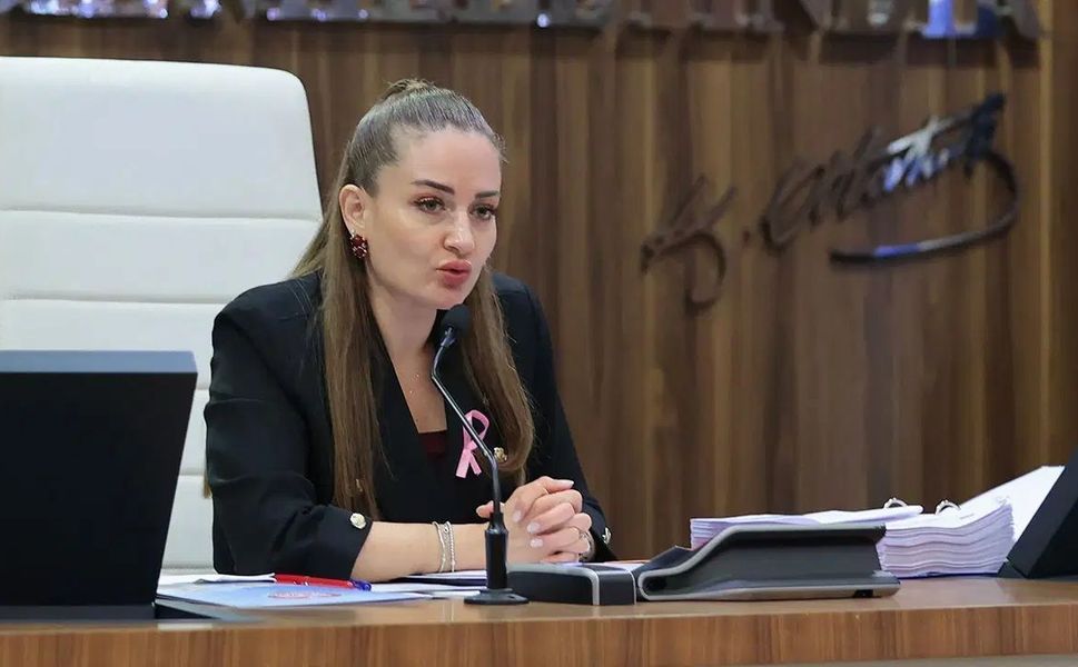 Büşra Özdemir'den AKP'ye geçiş iddialarına yanıt