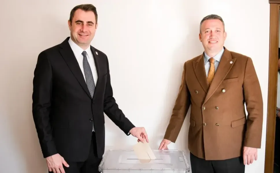 Çağatay Güç oyunu Aliağa'da kullandı