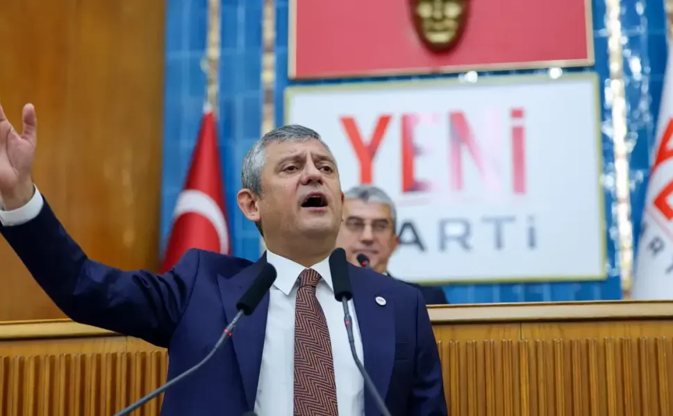 'Dün öğlene kadar nerdeydin küçük enişte?'