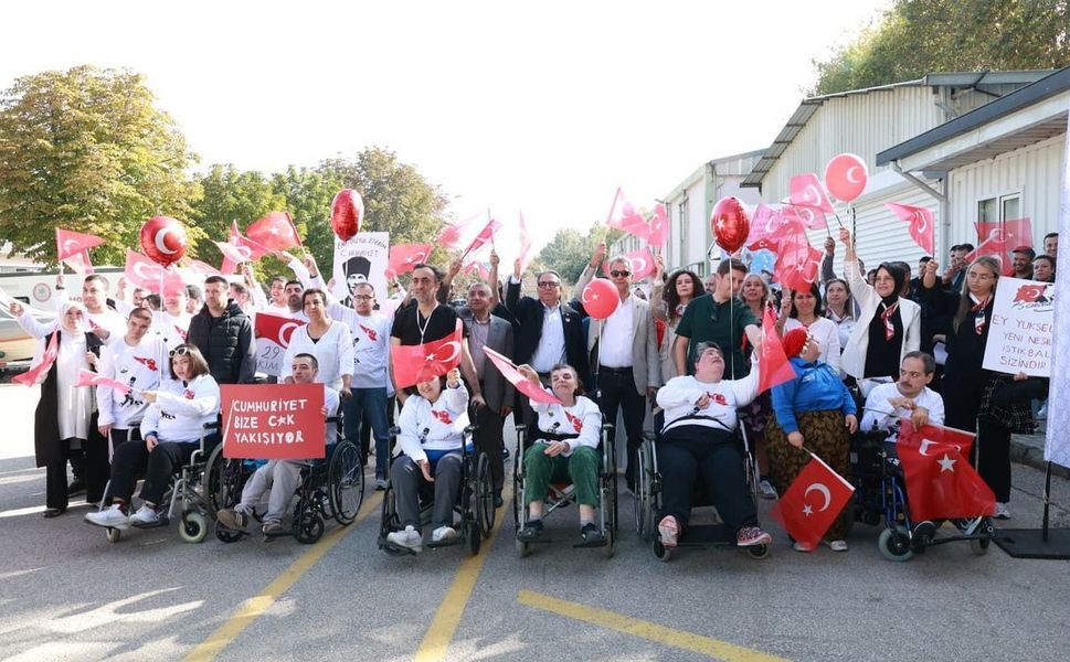Engelli Bireylerden Cumhuriyet Bayramı'na Özel Gösteri