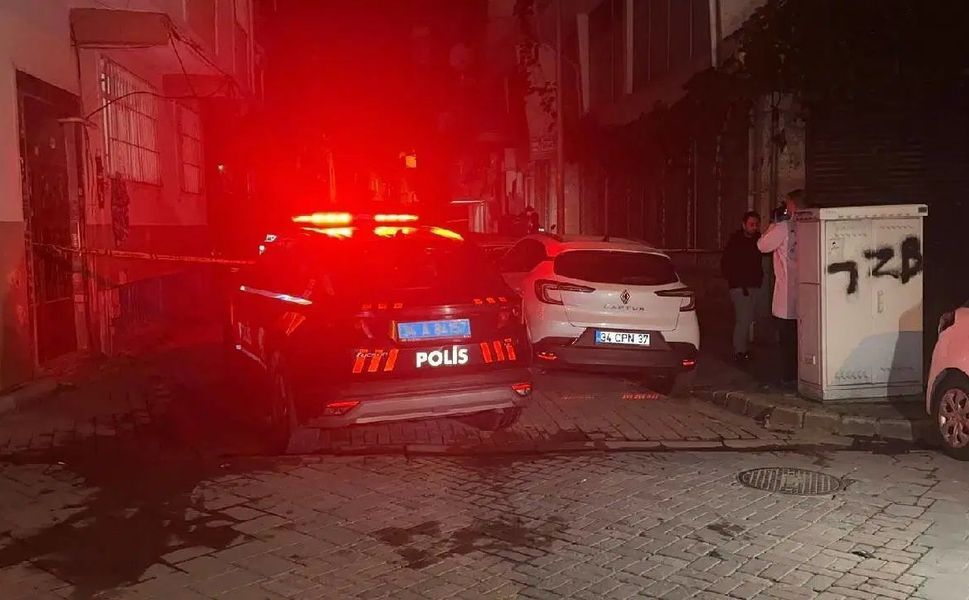 İstanbul'da polise ateş açan şüpheli vurularak yakalandı