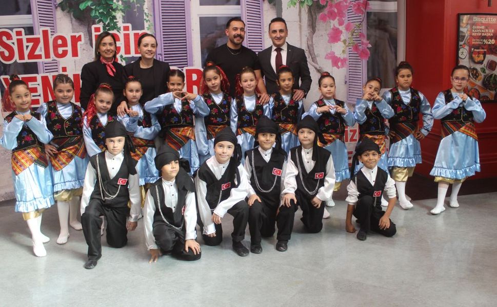 MBA Okulları Cumhuriyet Bayramını coşkuyla kutladı