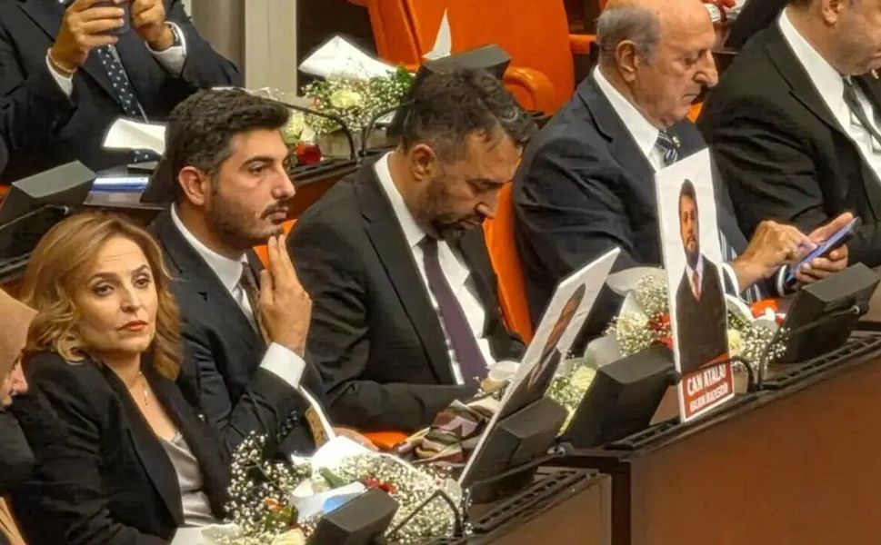 Meclis açılışında Can Atalay protestosu: TİP yoktu