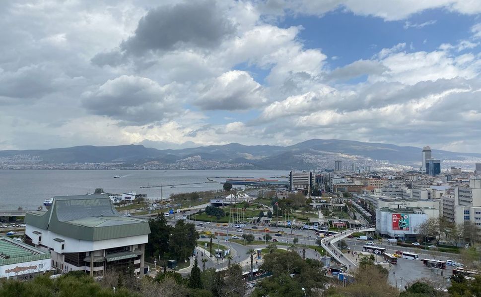 Uslu: Belediyeyi almak seçmeni almak değildir