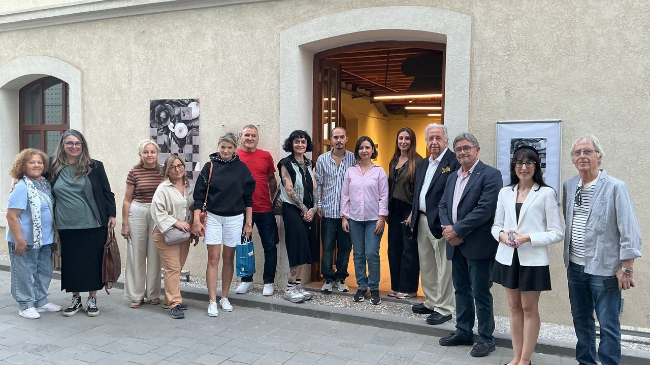 Didar Ezgi Özdağ Bardak'tan 'Vanitas' sergisi