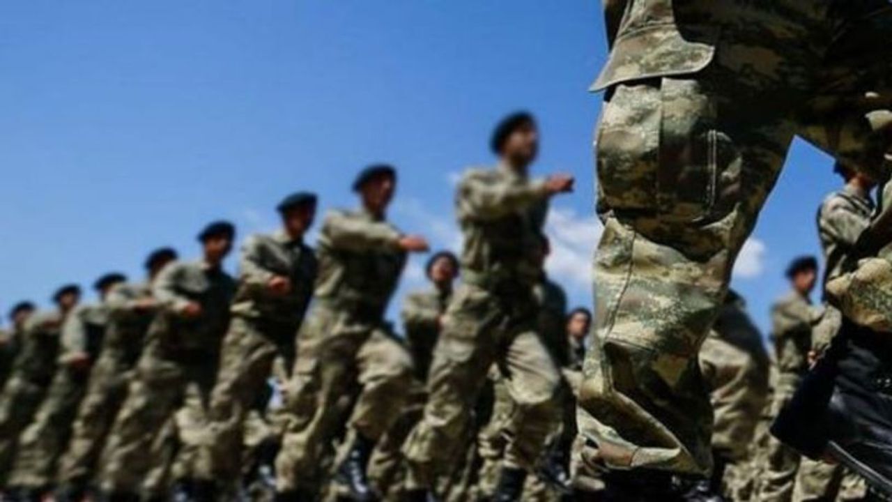 Çifte vatandaşların askerliği için yeni teklif hazırlığı