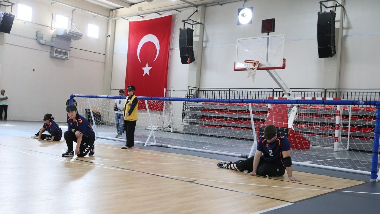 Çiğli'de 5. Geleneksel Goalball Turnuvası düzenlendi