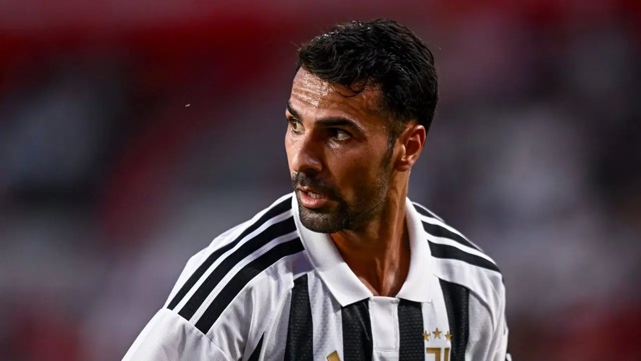 Juventus'tan Zeki Çelik açıklaması: Sakatlandı
