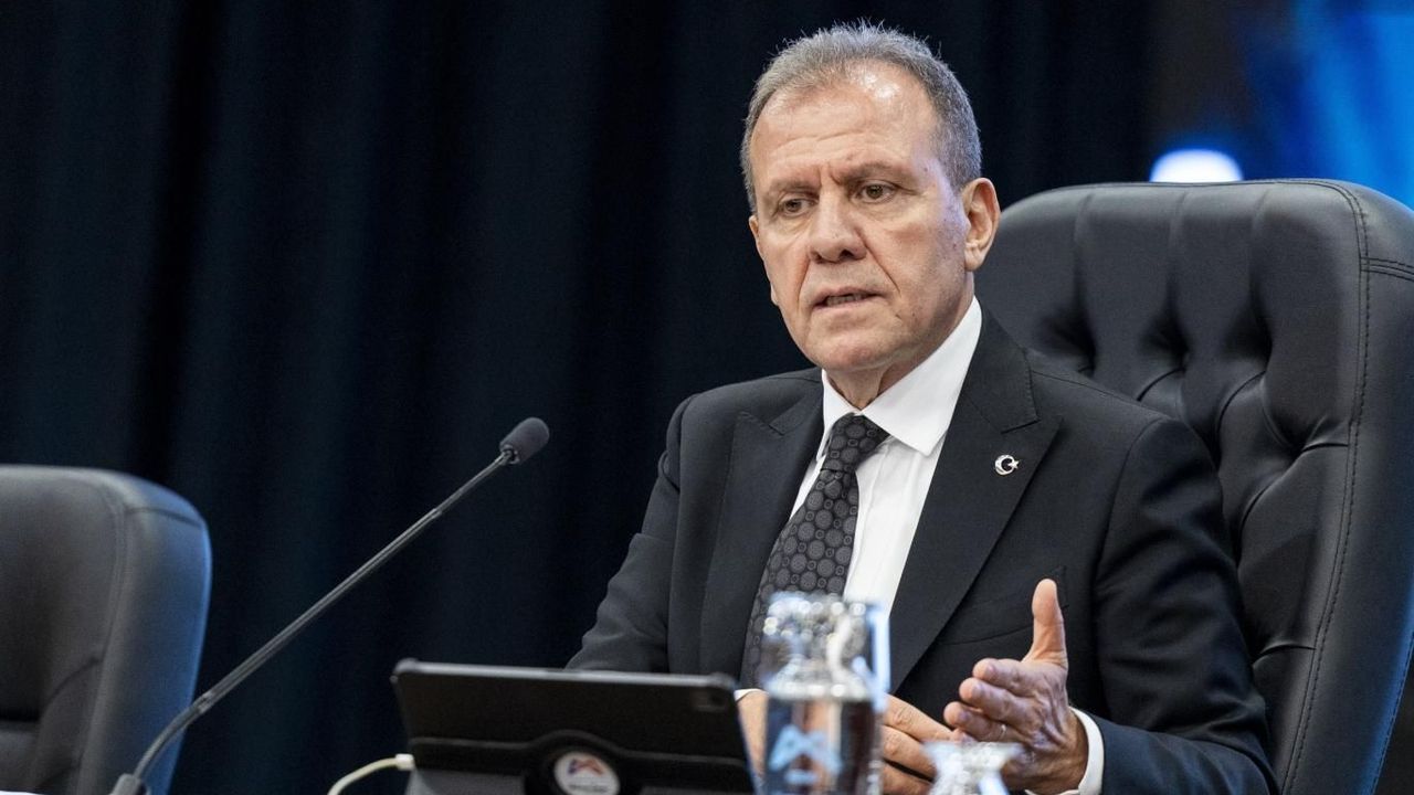 Vahap Seçer'den tahliye ve göreve iade çağrısı